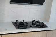 明忠纯情的小强